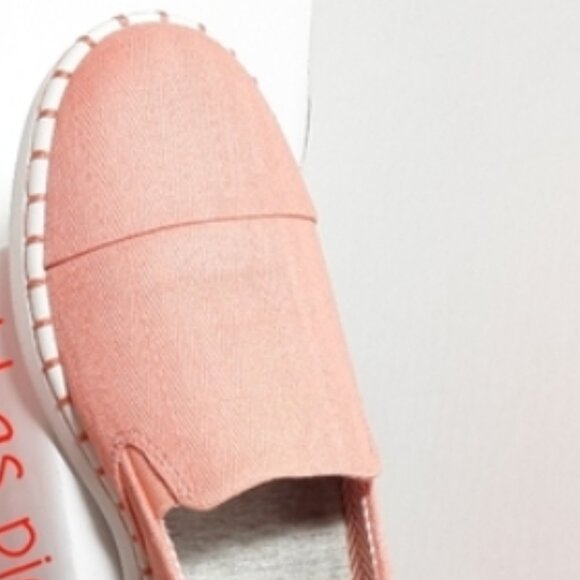 Cloudsteppers Clarks Slip On Soft Cushion Shoes - Picture 2 of 6